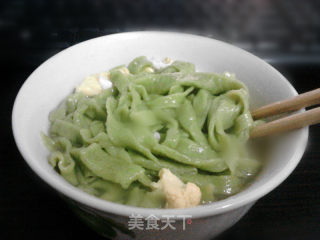 菠菜手擀面的做法