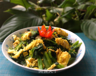 菠菜炒鸡蛋的做法