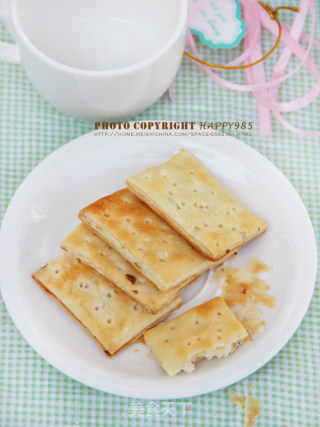 为春游烤一盘咸饼干——葱香饼干的做法