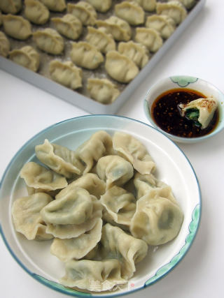 鹅蛋韭菜饺的做法