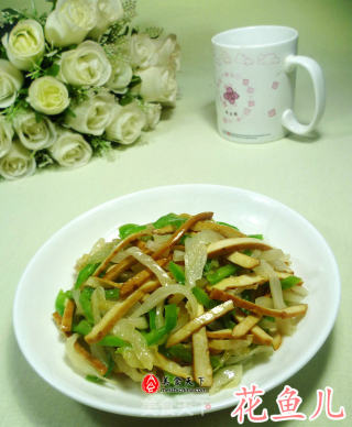 青椒香干炒酸菜的做法