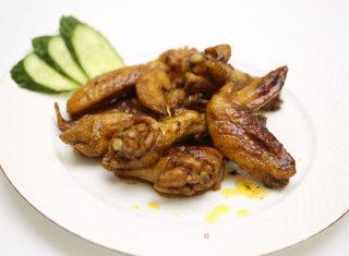 可乐鸡翅（电饭煲版）的做法