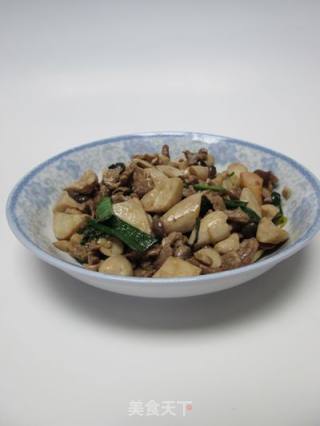 杏鲍菇炒肉的做法