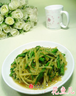 芦笋尖炒土豆丝的做法
