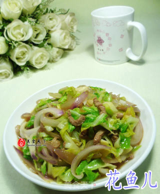 里脊肉洋葱炒牛心菜的做法