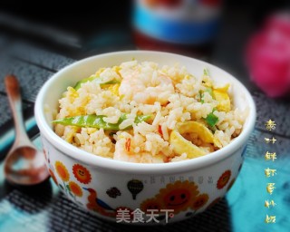 泰汁鲜虾蛋炒饭的做法