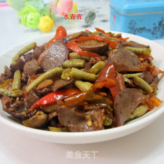 酸豆角炒鹅杂的做法