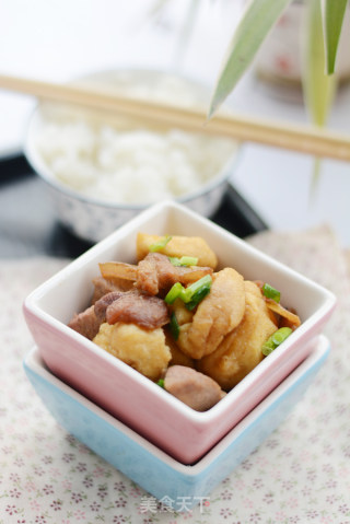 油炸豆腐的变身---豆腐干炒肉片的做法
