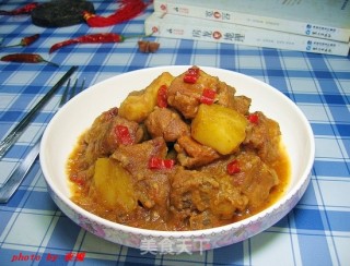 土豆烧排骨的做法