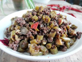 酸豇豆炒牛肉末的做法