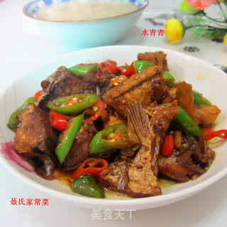 甜酒烧腊鱼的做法
