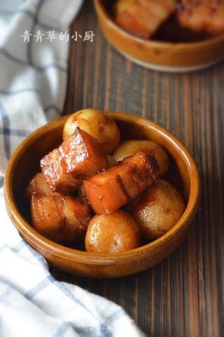 小土豆红烧肉的做法