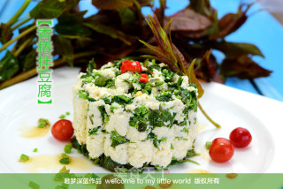 【解密舌尖美味】--香椿拌豆腐的做法