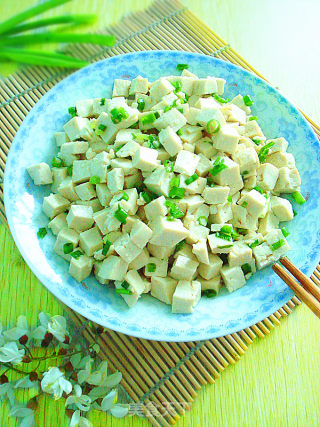 小葱拌豆腐的做法