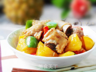 菠萝炖排骨的做法