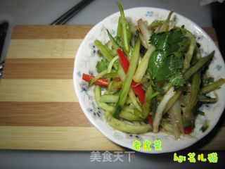 老虎菜(黄瓜 香菜 辣椒)的做法