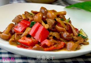 滑子菇炒肉的做法