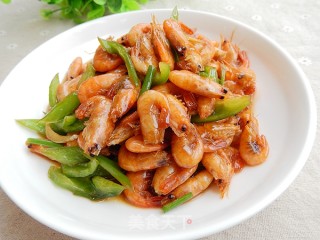 油爆河虾的做法