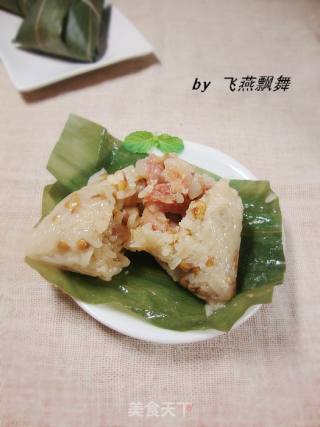 花生绿豆排骨粽子