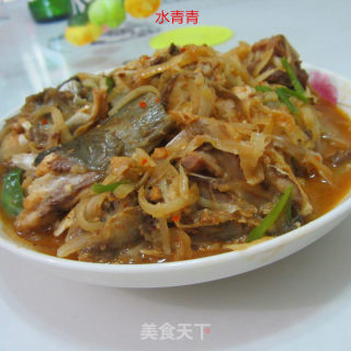 白萝卜丝煮鱼的做法