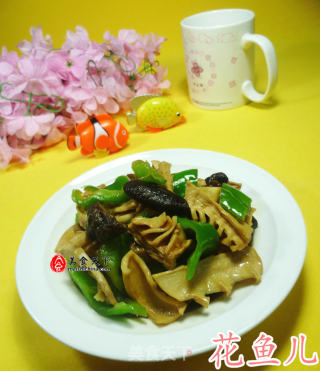 青椒香菇炒笋干的做法