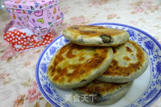 寒冷的冬日，它的名字叫温暖——芝麻红糖饼的做法