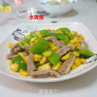 青椒甜玉米炒熟的做法