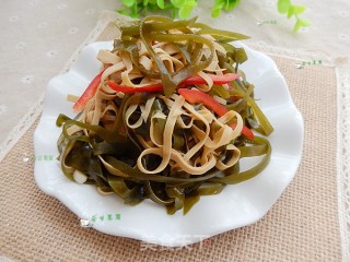 拌豆腐皮海带丝的做法