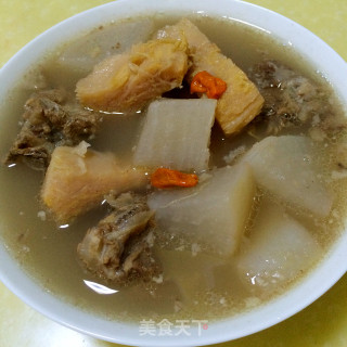 榴莲壳萝卜大骨汤的做法