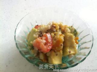 洋薏米牛油果色拉搭配日式烤芝麻酱的做法