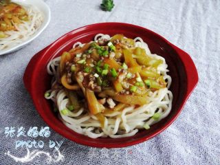 肉末茄子打卤面的做法