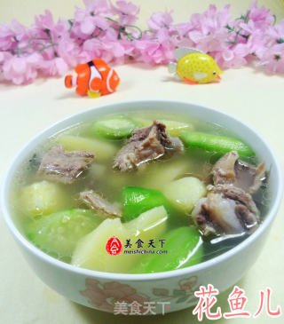 丝瓜土豆排骨汤的做法