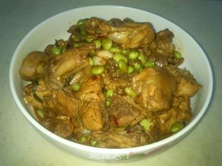 毛豆烧鸡块的做法