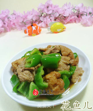 青椒油豆腐炒五花肉的做法