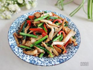 韭菜炒香干的做法