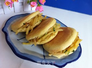 土豆丝玉米馍的做法