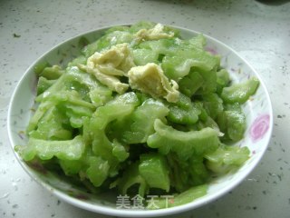 苦瓜炒蛋的做法