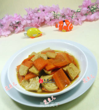胡萝卜炒素鸡的做法