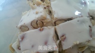 花生牛轧糖——自制经典糖果的做法