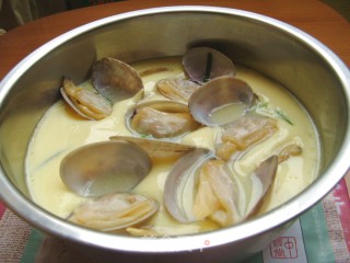 蛤蜊蒸蛋的做法