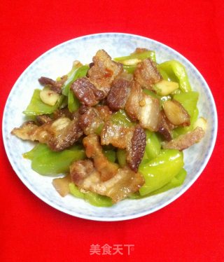 五花肉炒青辣椒的做法