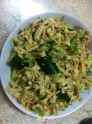 凉拌青瓜豆腐皮的做法
