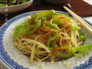 夏季快手菜---凉拌土豆丝