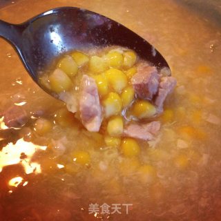 蛋花瘦肉玉米羹的做法