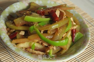 鸡肉炒西瓜皮的做法