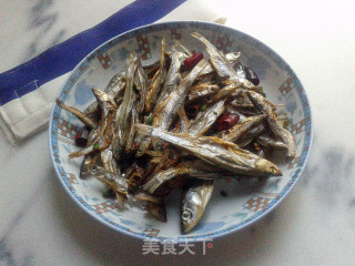 辣炒鱼干的做法