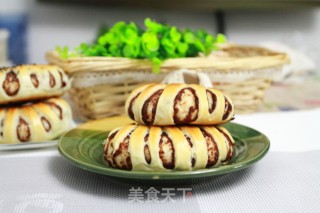 花形豆沙面包的做法