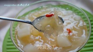冰糖银耳雪梨羹的做法