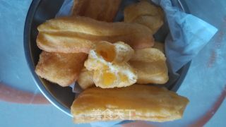 家庭自制营养的南瓜油条的做法
