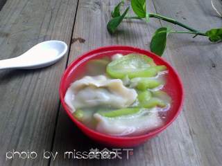 水饺丝瓜汤的做法